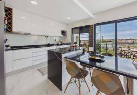 Tavira centre 2 bed penthouse apartment with private 91 m2 rooftop terrace