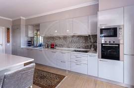 Detached, energy efficient 4 bed sea view villa with pool & garden near Ria Formosa