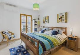 Tavira 2 bedroom top floor apartment with open sea & country views