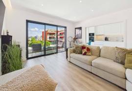 Tavira centre 2 bedroom apartment with large terraces and private plunge pool