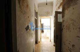Property for Rehabilitation with Panoramic View in the Village of Boliqueime