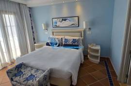 Elegant 2 Bedroom Apartment in the Prestigious Pine Cliffs Resort Algarve