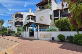 Elegant 2 Bedroom Apartment in the Prestigious Pine Cliffs Resort Algarve