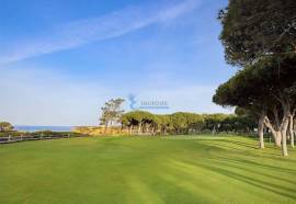 Elegant 2 Bedroom Apartment in the Prestigious Pine Cliffs Resort Algarve
