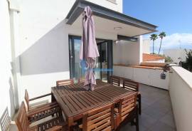 3+2 bedroom semi-detached house with pool and garage located in Vilamoura 3+2 bedroom semi-detached house with pool and garage located in Vilamoura