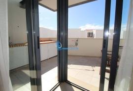 3+2 bedroom semi-detached house with pool and garage located in Vilamoura 3+2 bedroom semi-detached house with pool and garage located in Vilamoura