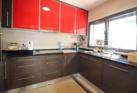 3+2 bedroom semi-detached house with pool and garage located in Vilamoura 3+2 bedroom semi-detached house with pool and garage located in Vilamoura