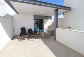 3+2 bedroom semi-detached house with pool and garage located in Vilamoura 3+2 bedroom semi-detached house with pool and garage located in Vilamoura