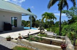 Private, Easy-Care Lifestyle Private, Easy-Care Lifestyle
