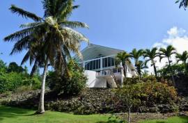 Private, Easy-Care Lifestyle