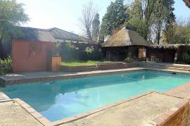 Luxury 11 Bed Estate With 4 Garden Cottages For Sale in Fontainebleau Randburg South Africa