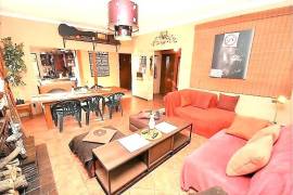 Luxury 11 Bed Estate With 4 Garden Cottages For Sale in Fontainebleau Randburg South Africa