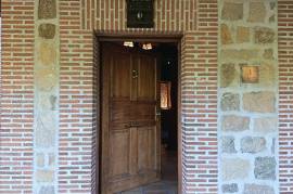 10 bed 4 Star Hotel For Sale in Navalonguilla Avila Spain