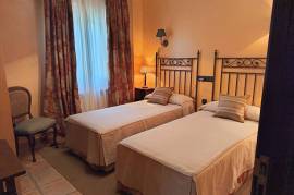 10 bed 4 Star Hotel For Sale in Navalonguilla Avila Spain