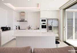 Modern 3 Bedroom Sea View Apartment with Rooftop Pool in Lagos