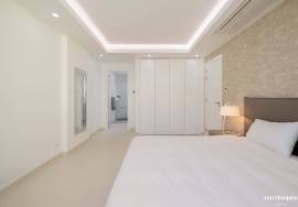 Modern 3 Bedroom Sea View Apartment with Rooftop Pool in Lagos