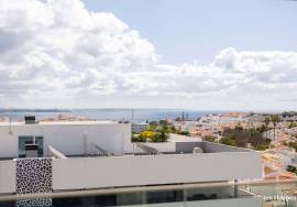 Modern 3 Bedroom Sea View Apartment with Rooftop Pool in Lagos