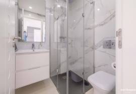 Modern 3 Bedroom Sea View Apartment with Rooftop Pool in Lagos