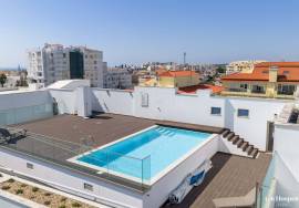 Modern 3 Bedroom Sea View Apartment with Rooftop Pool in Lagos