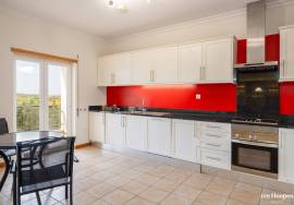 3 Bedroom Townhouse with Sea Views in Vale da Ribeira