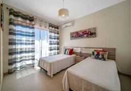 House T2 | Parking space | condominium with pool in Albufeira House T2 | Parking space | condominium with pool in Albufeira