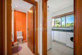 House T2 | Parking space | condominium with pool in Albufeira House T2 | Parking space | condominium with pool in Albufeira