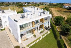 House T2 | Parking space | condominium with pool in Albufeira House T2 | Parking space | condominium with pool in Albufeira