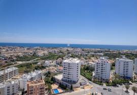 1 Bedroom Apartment | Parking space | elevator | sea view | Renewed | Central area 1 Bedroom Apartment | Parking space | elevator | sea view | Renewed | Central area