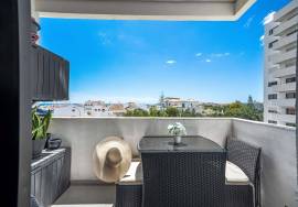 1 Bedroom Apartment | Parking space | elevator | sea view | Renewed | Central area 1 Bedroom Apartment | Parking space | elevator | sea view | Renewed | Central area