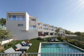 Houses 3 Bedrooms São Cosme - New