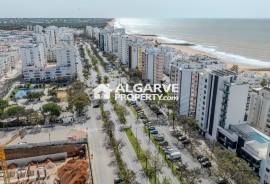 Modern 2 bedroom apartment with sea views 150 meters from Quarteira Beach, Algarve