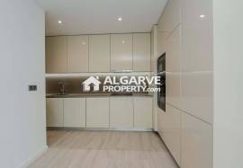 Modern 2 bedroom apartment with sea views 150 meters from Quarteira Beach, Algarve