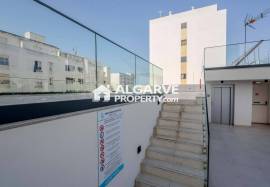Modern 2 bedroom apartment with sea views 150 meters from Quarteira Beach, Algarve