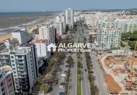 Modern 2 bedroom apartment with sea views 150 meters from Quarteira Beach, Algarve