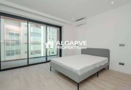 Modern 2 bedroom apartment with sea views 150 meters from Quarteira Beach, Algarve