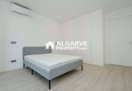 Modern 2 bedroom apartment with sea views 150 meters from Quarteira Beach, Algarve