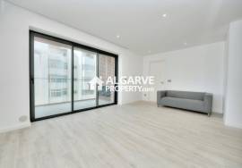 Modern 2 bedroom apartment with sea views 150 meters from Quarteira Beach, Algarve