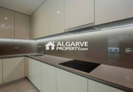 Modern 2 bedroom apartment with sea views 150 meters from Quarteira Beach, Algarve