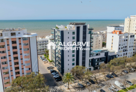 Modern 2 bedroom apartment with sea views 150 meters from Quarteira Beach, Algarve