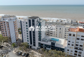 Modern 2 bedroom apartment with sea views 150 meters from Quarteira Beach, Algarve