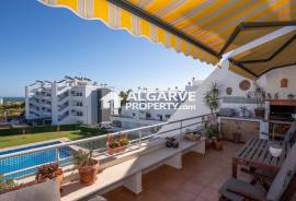 QUARTEIRA - Penthouse 3 bed apart next to the BEACH