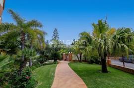 Spacious 2 Bedroom apartment close to the Marina and Golf in Vilamoura Spacious 2 Bedroom apartment close to the Marina and Golf in Vilamoura