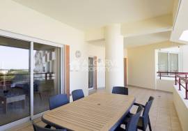Spacious 2 Bedroom apartment close to the Marina and Golf in Vilamoura Spacious 2 Bedroom apartment close to the Marina and Golf in Vilamoura