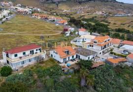 3 bedroom villa with sea view – Pé do Pico area 3 bedroom villa with sea view – Pé do Pico area