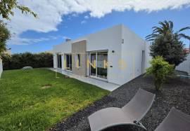 House - 3 Bedrooms - Single Floor Porto Santo House - 3 Bedrooms - Single Floor Porto Santo