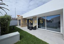 House - 3 Bedrooms - Single Floor Porto Santo House - 3 Bedrooms - Single Floor Porto Santo