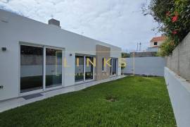 House - 3 Bedrooms - Single Floor Porto Santo House - 3 Bedrooms - Single Floor Porto Santo