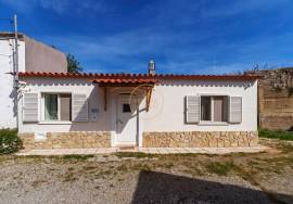 2 BEDROOM VILLA + ANNEX - ONE HOUSE TWO OPPORTUNITIES