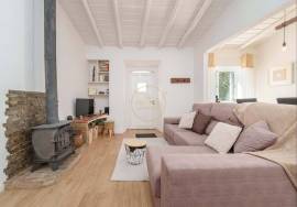2 BEDROOM VILLA + ANNEX - ONE HOUSE TWO OPPORTUNITIES