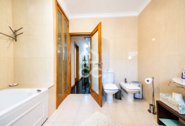 Single storey house T4 in Palmeira, Santo Tirso